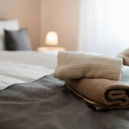 Mosel-Fachwerkhaus In Ediger-Eller - Charmant & Komfortabel, Naehe Calmont Klettersteig, Bis 5 Personen - 2 Schlafzimmer & Netflix Extérieur photo