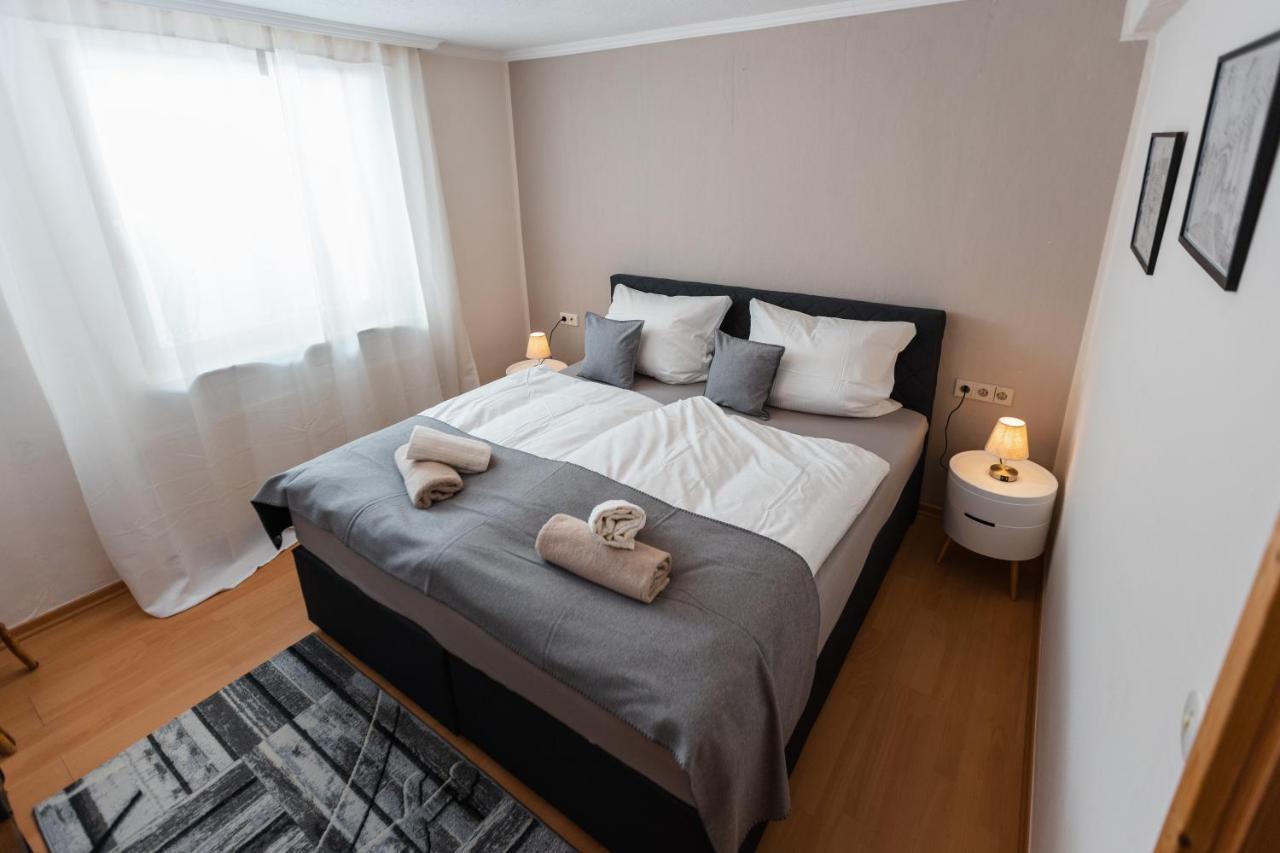Mosel-fachwerkhaus In - & Komfortabel, Naehe Calmont Klettersteig, Bis 5 Personen - 2 Schlafzimmer & Netflix Hébergement de vacances Ediger-Eller
