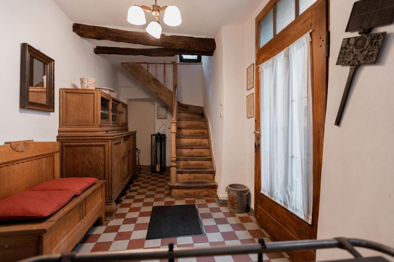 Mosel-fachwerkhaus In - & Komfortabel, Naehe Calmont Klettersteig, Bis 5 Personen - 2 Schlafzimmer & Netflix Hébergement de vacances *