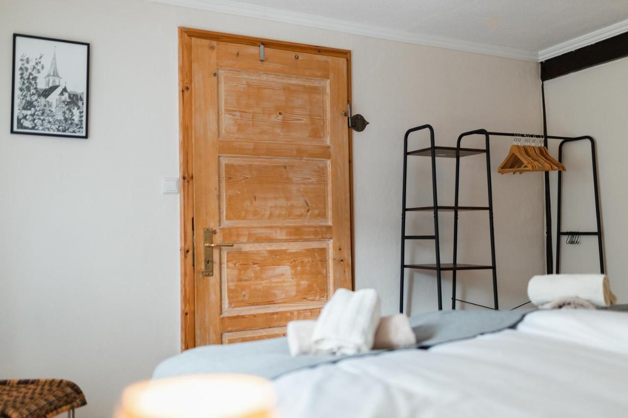 Mosel-fachwerkhaus In - & Komfortabel, Naehe Calmont Klettersteig, Bis 5 Personen - 2 Schlafzimmer & Netflix Hébergement de vacances Ediger-Eller