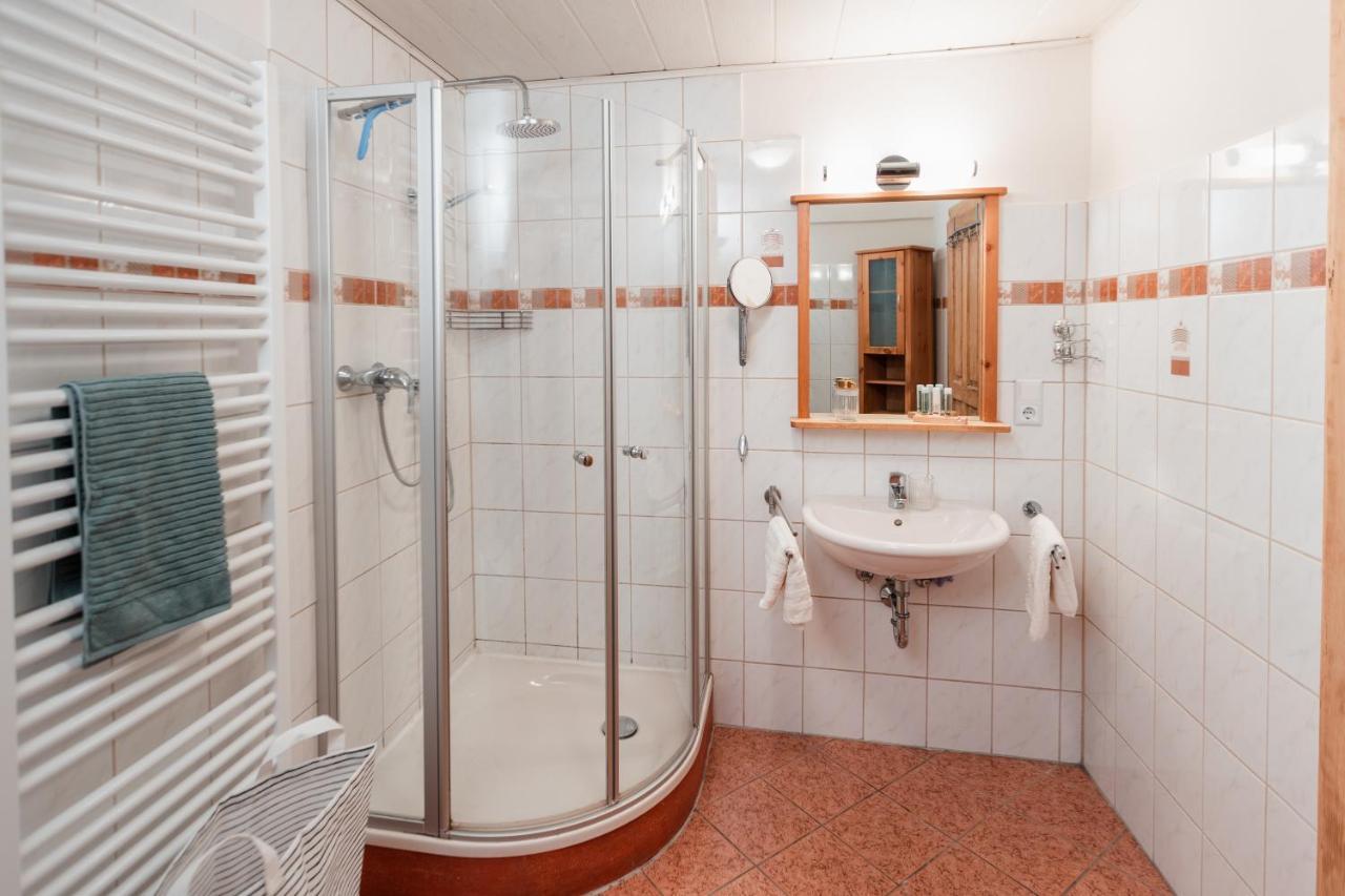 Mosel-fachwerkhaus In - & Komfortabel, Naehe Calmont Klettersteig, Bis 5 Personen - 2 Schlafzimmer & Netflix * Ediger-Eller