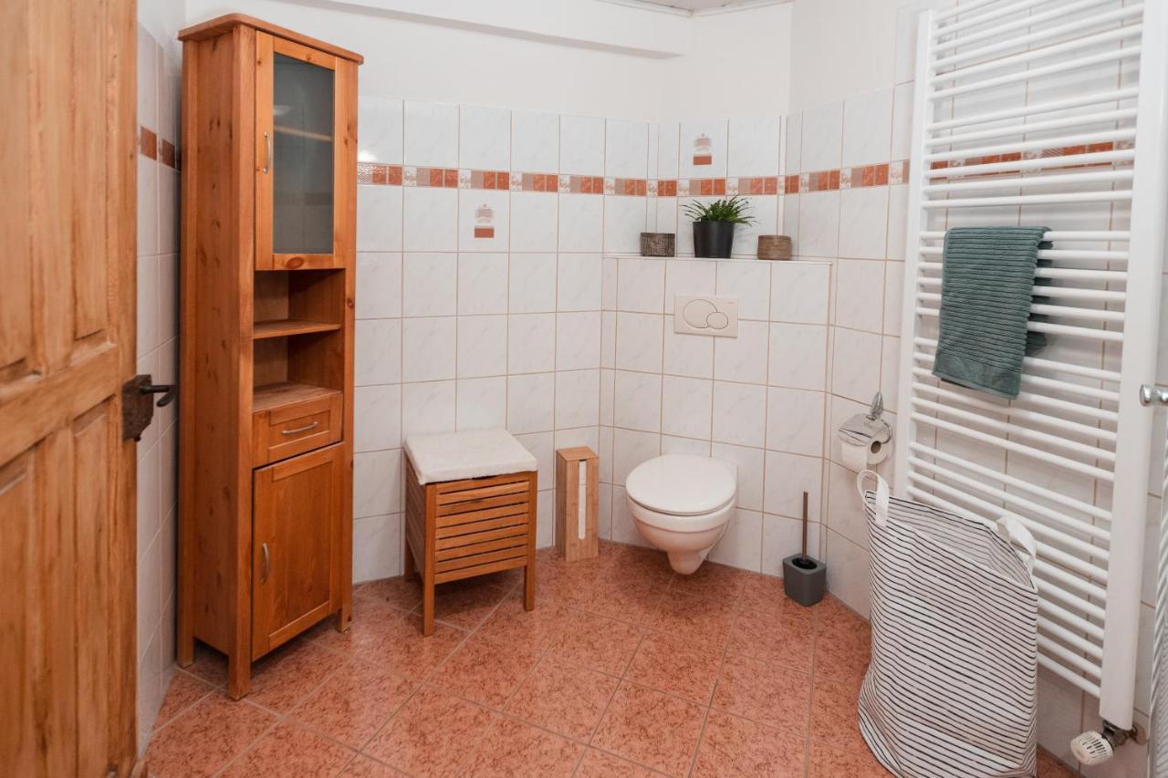 Mosel-fachwerkhaus In - & Komfortabel, Naehe Calmont Klettersteig, Bis 5 Personen - 2 Schlafzimmer & Netflix *